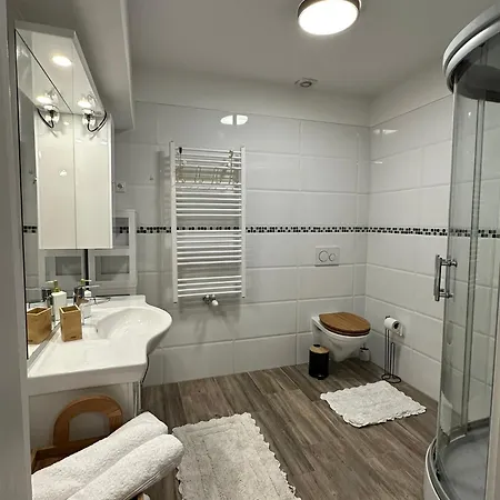 Apartment Three Borders Arnoldstein